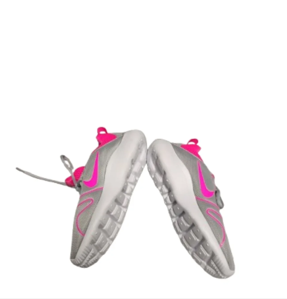 NWOT Nike Women's Kaishi 2.0 Mesh Running Sneakers Sz 7
